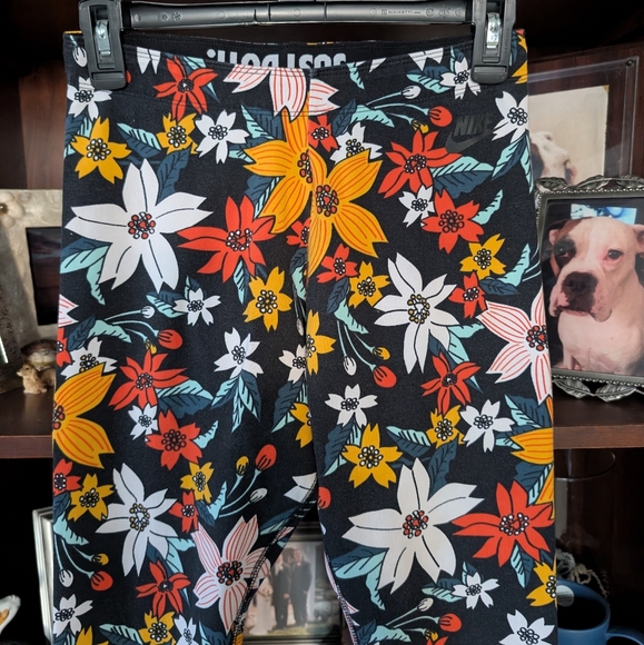 Nike Leggings Size Medium - Picture 4 of 9